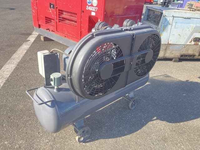 COMPRESSOR — Auction (lot 8458-7020)