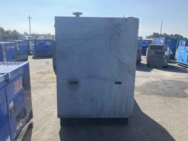 COMPRESSOR — Auction (lot 8458-7032)