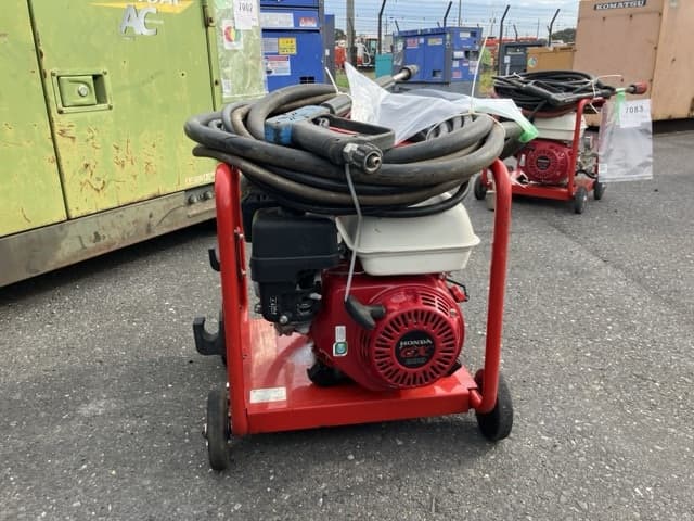 HIGH PRESSURE WASHING MACHINE — Auction (lot 8458-7084)