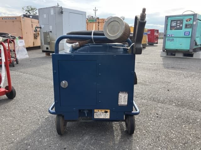 HIGH PRESSURE WASHING MACHINE — Auction (lot 8458-7085)