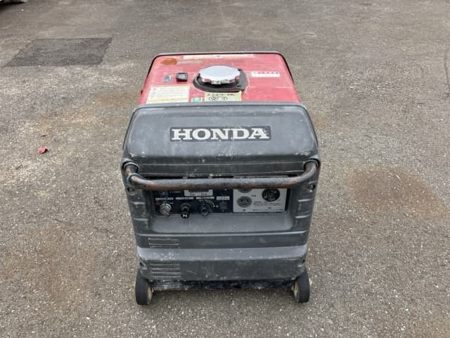 GENERATOR — Auction (lot 8458-7090)