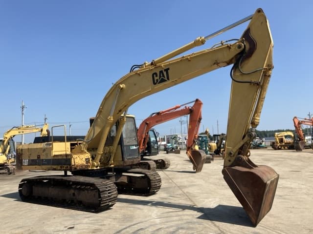 EXCAVATOR — Auction (lot 8458-71)