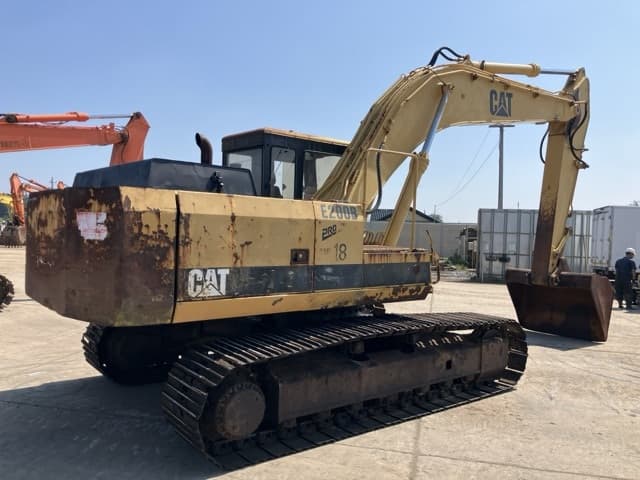 EXCAVATOR — Auction (lot 8458-71)