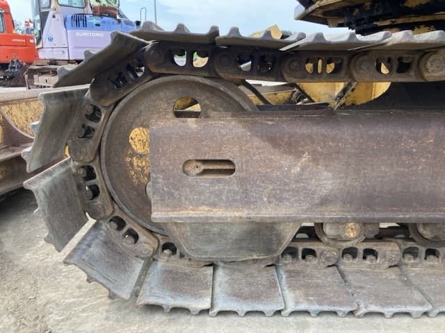 EXCAVATOR — Auction (lot 8458-72)