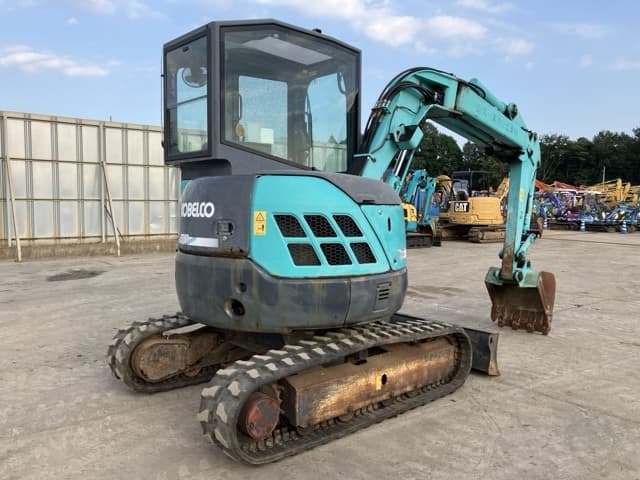 MINI EXCAVATOR — Auction (lot 8458-73)