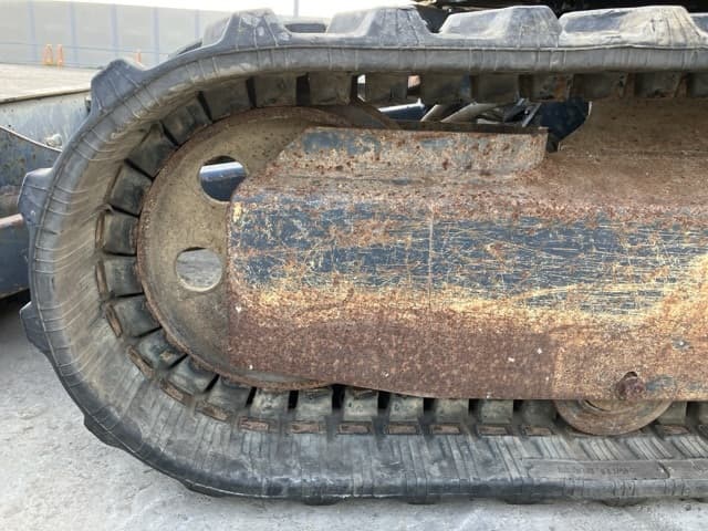 MINI EXCAVATOR — Auction (lot 8458-73)