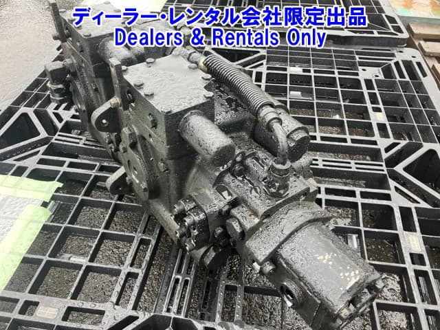 HYDRAULIC PUMP — Auction (lot 8458-7403)