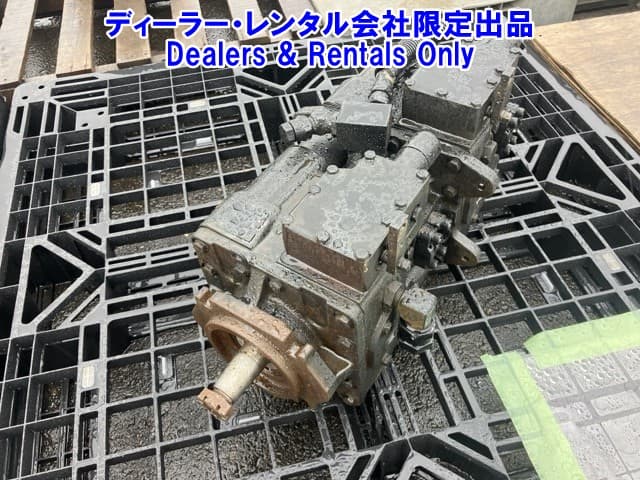 HYDRAULIC PUMP — Auction (lot 8458-7403)