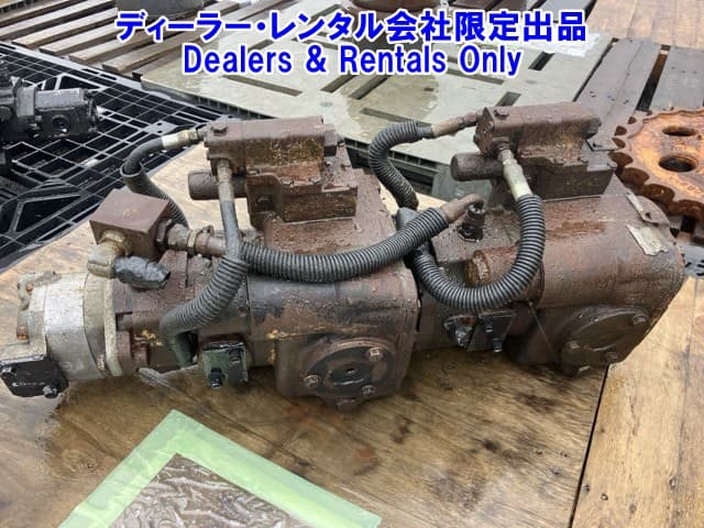 HYDRAULIC PUMP — Auction (lot 8458-7404)