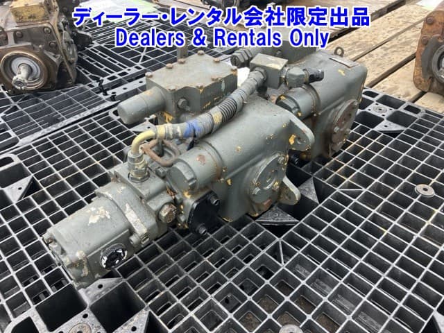 HYDRAULIC PUMP — Auction (lot 8458-7415)