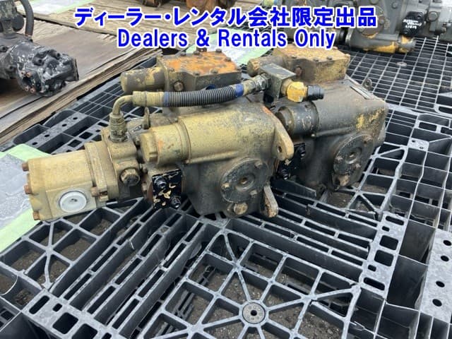 HYDRAULIC PUMP — Auction (lot 8458-7416)