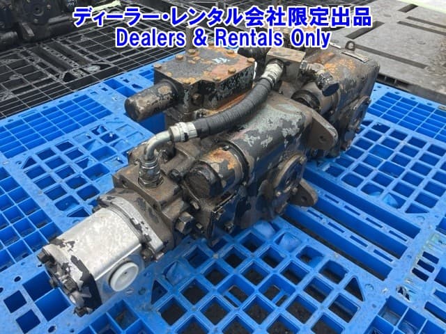 HYDRAULIC PUMP — Auction (lot 8458-7417)