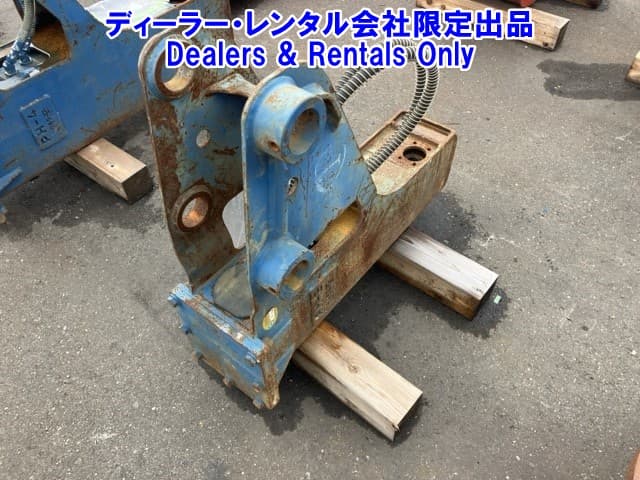 BREAKER — Auction (lot 8458-7527)