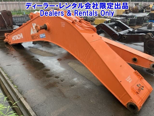 BOOM — Auction (lot 8458-7536)