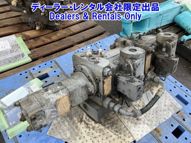 HYDRAULIC PUMP — Auction (lot 8458-7572)