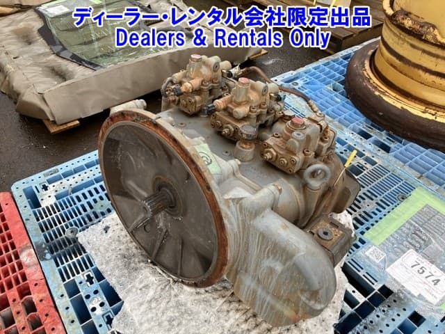 HYDRAULIC PUMP — Auction (lot 8458-7574)