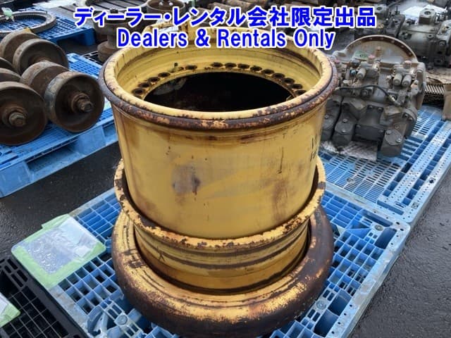 OTR TIRE — Auction (lot 8458-7575)