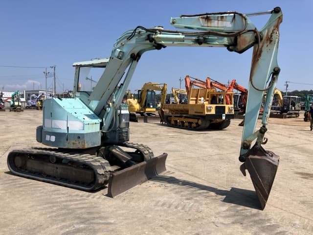 MINI EXCAVATOR — Auction (lot 8458-79)
