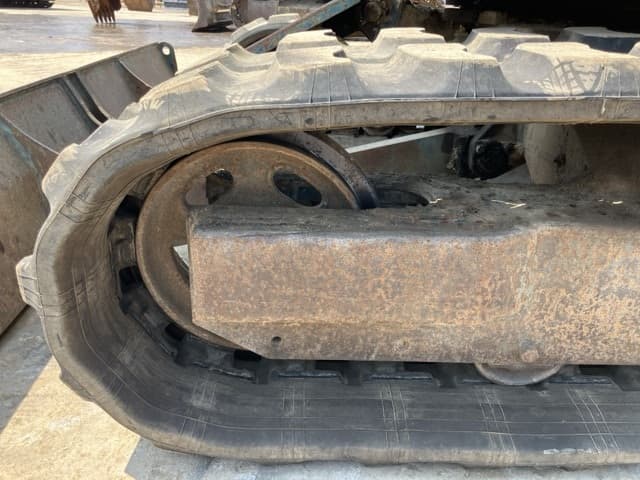 MINI EXCAVATOR — Auction (lot 8458-79)