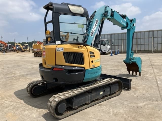 MINI EXCAVATOR — Auction (lot 8458-8)