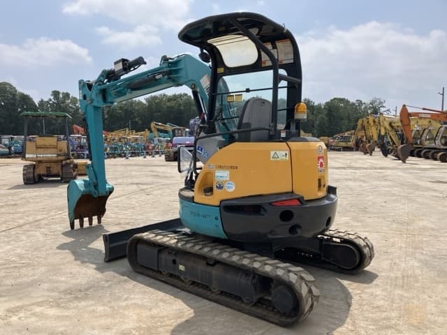 MINI EXCAVATOR — Auction (lot 8458-8)