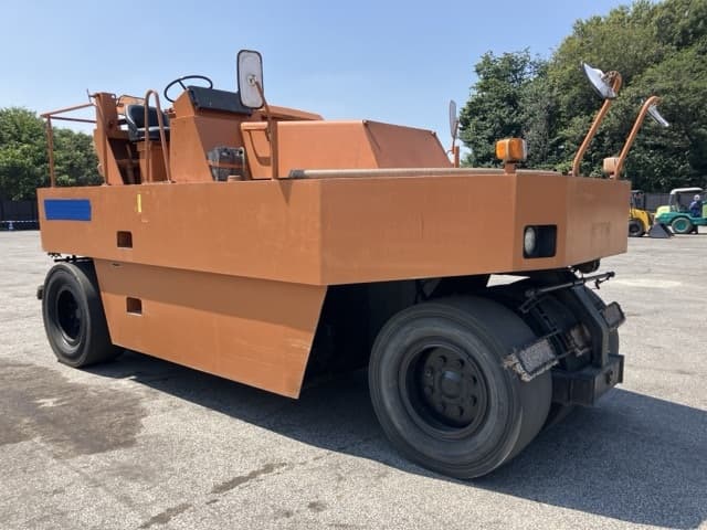 Tire Roller — Auction (lot 8458-83)