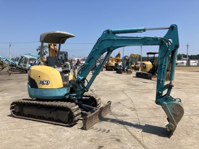 MINI EXCAVATOR — Auction (lot 8458-85)