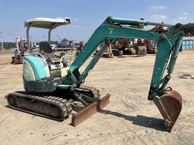 MINI EXCAVATOR — Auction (lot 8458-89)