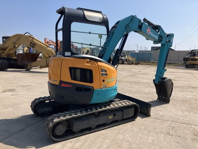 MINI EXCAVATOR — Auction (lot 8458-9)