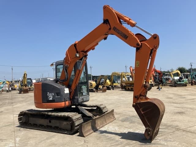 EXCAVATOR — Auction (lot 8458-90)
