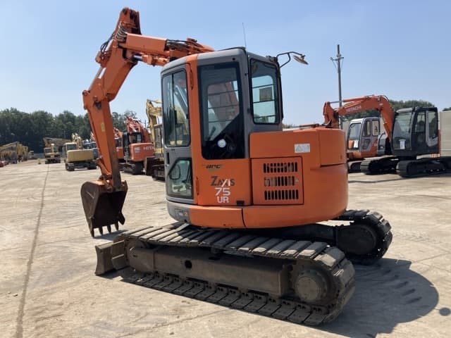 EXCAVATOR — Auction (lot 8458-90)