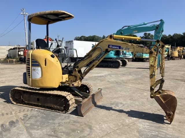 MINI EXCAVATOR — Auction (lot 8458-96)