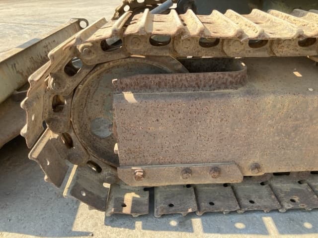 MINI EXCAVATOR — Auction (lot 8458-96)