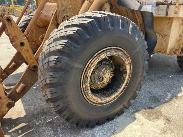 WHEEL LOADER — Auction (lot 8458-97)
