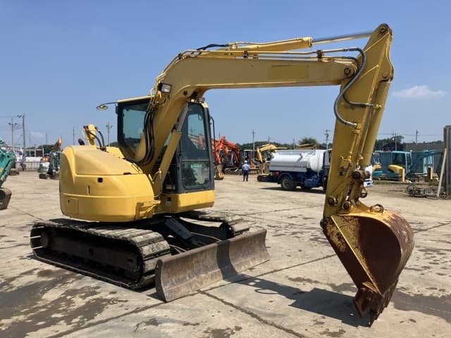 EXCAVATOR — Auction (lot 8458-98)