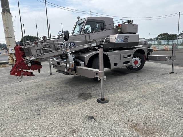 Rough Terrain Crane — Auction (lot 8458-99)