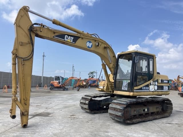 EXCAVATOR — Auction (lot 8459-101)