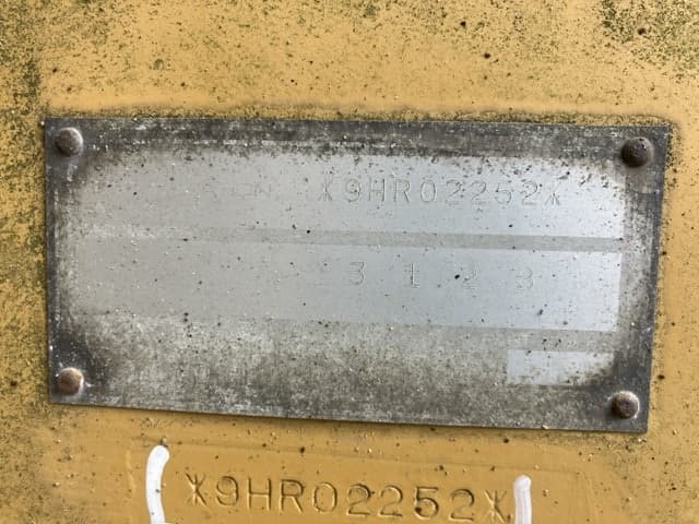EXCAVATOR — Auction (lot 8459-101)