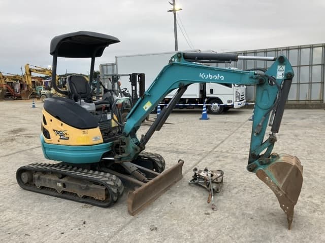 MINI EXCAVATOR — Auction (lot 8459-104)