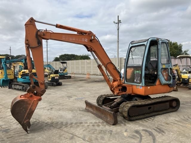MINI EXCAVATOR — Auction (lot 8459-107)