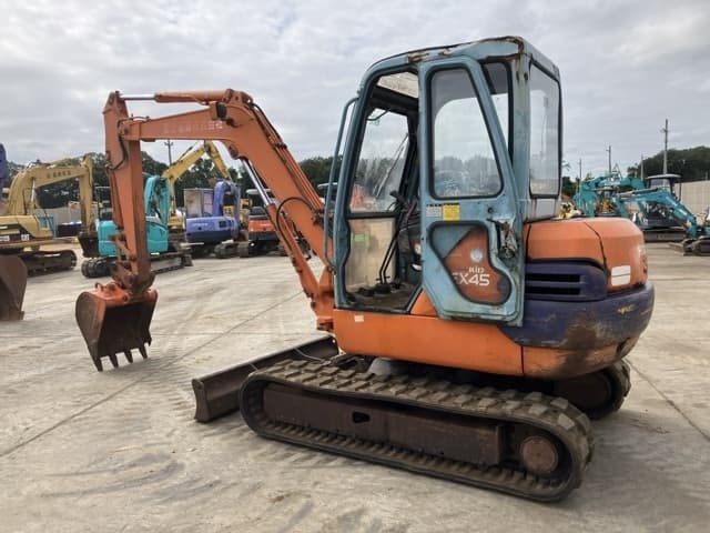 MINI EXCAVATOR — Auction (lot 8459-107)