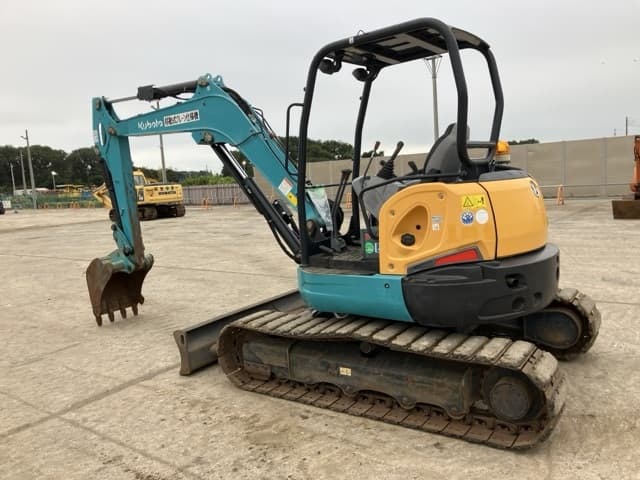 MINI EXCAVATOR — Auction (lot 8459-112)