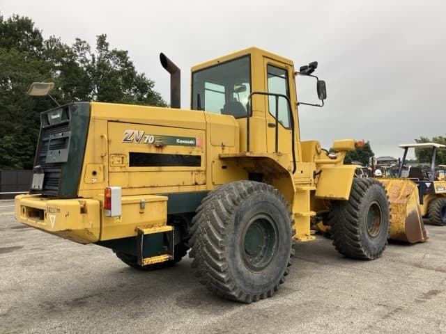 WHEEL LOADER — Auction (lot 8459-117)