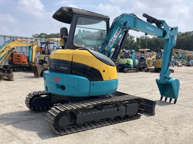 MINI EXCAVATOR — Auction (lot 8459-120)