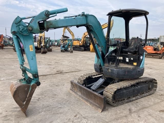 MINI EXCAVATOR — Auction (lot 8459-122)