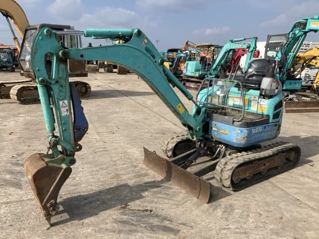 MINI EXCAVATOR — Auction (lot 8459-123)