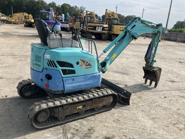 MINI EXCAVATOR — Auction (lot 8459-123)