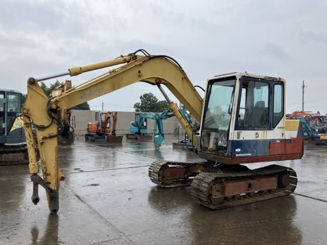 EXCAVATOR — Auction (lot 8459-124)