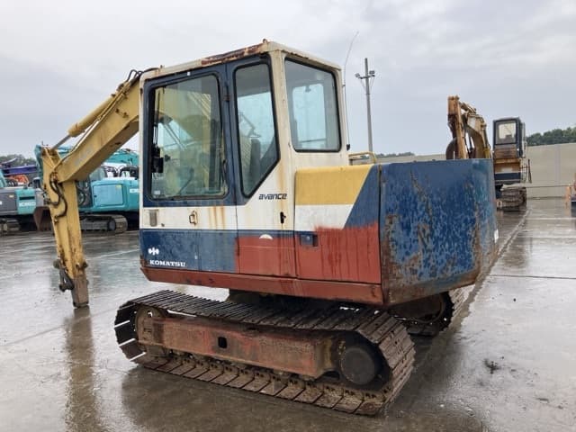 EXCAVATOR — Auction (lot 8459-124)