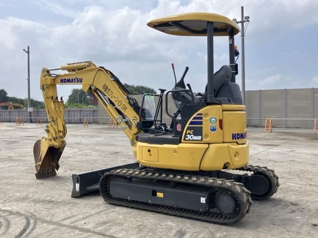 MINI EXCAVATOR — Auction (lot 8459-125)